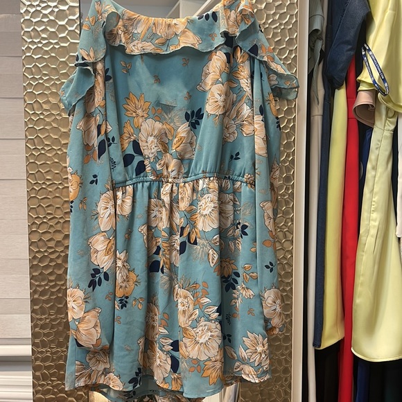 American Rag Flowery Turquoise long and short sleeve Romper - Picture 7 of 7